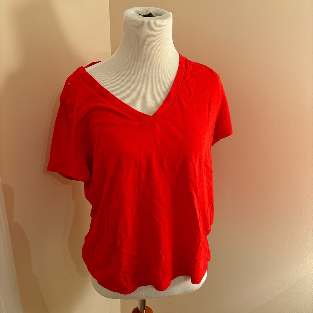 Madewell red v neck so cute and comfy